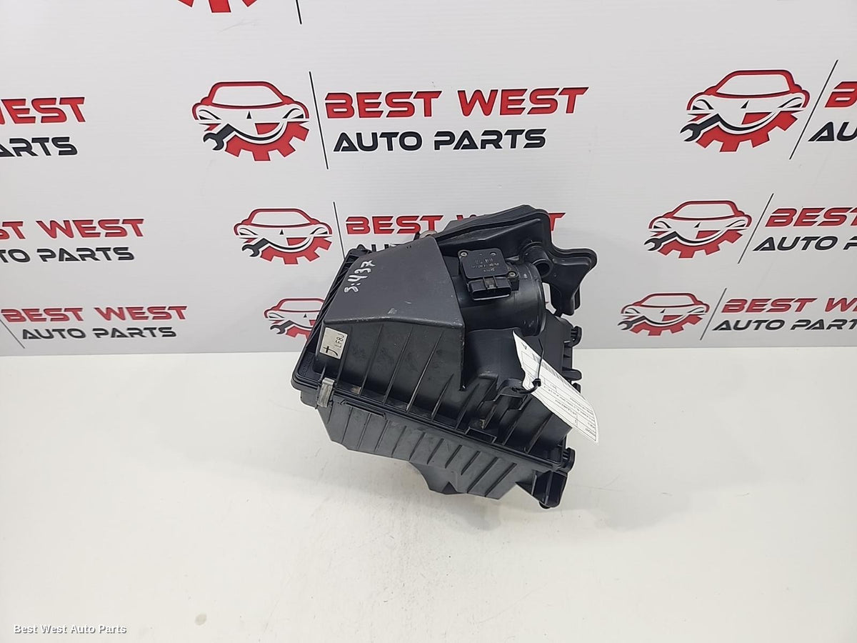2011 MAZDA 3 Air Cleaner/Box