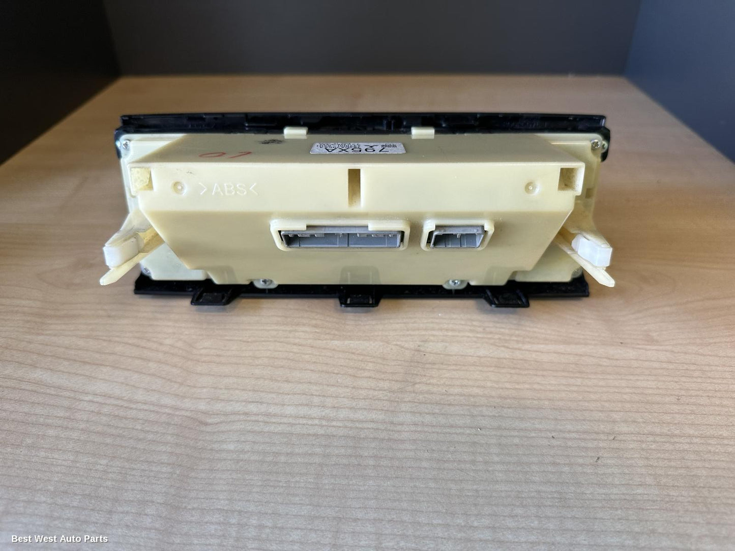 2015 MITSUBISHI PAJERO Heater/Ac Controls