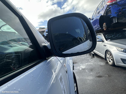 2018 VOLKSWAGEN AMAROK Right Door Mirror