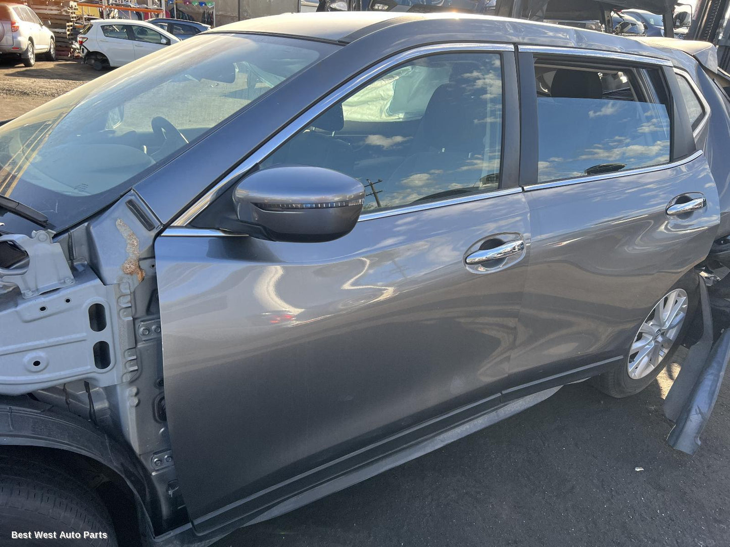 2020 NISSAN XTRAIL Sunvisor