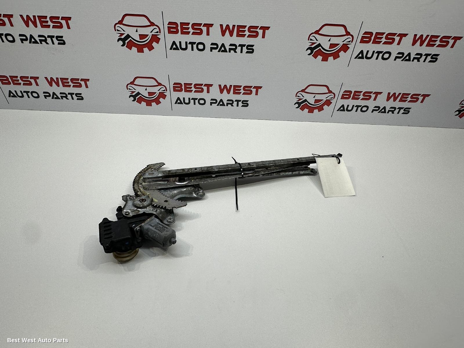 2014 TOYOTA COROLLA Right Front Window Reg/Motor