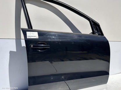 2013 VOLKSWAGEN POLO Right Front Door