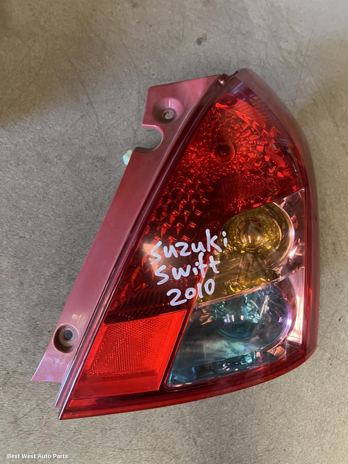 2010 SUZUKI SWIFT Right Taillight