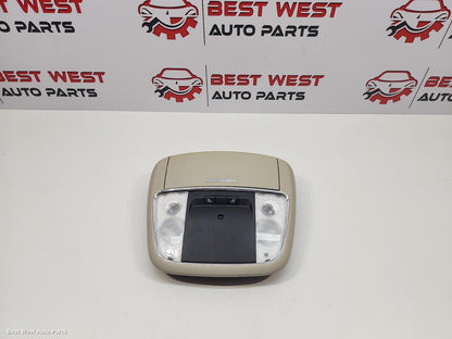2011 JEEP GRANDCHEROKEE Courtesy Light