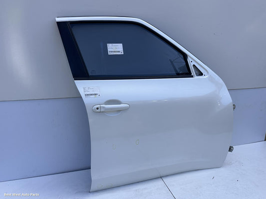 2015 NISSAN JUKE Right Front Door