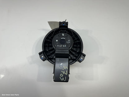 2024 TOYOTA HILUX Heater Fan Motor