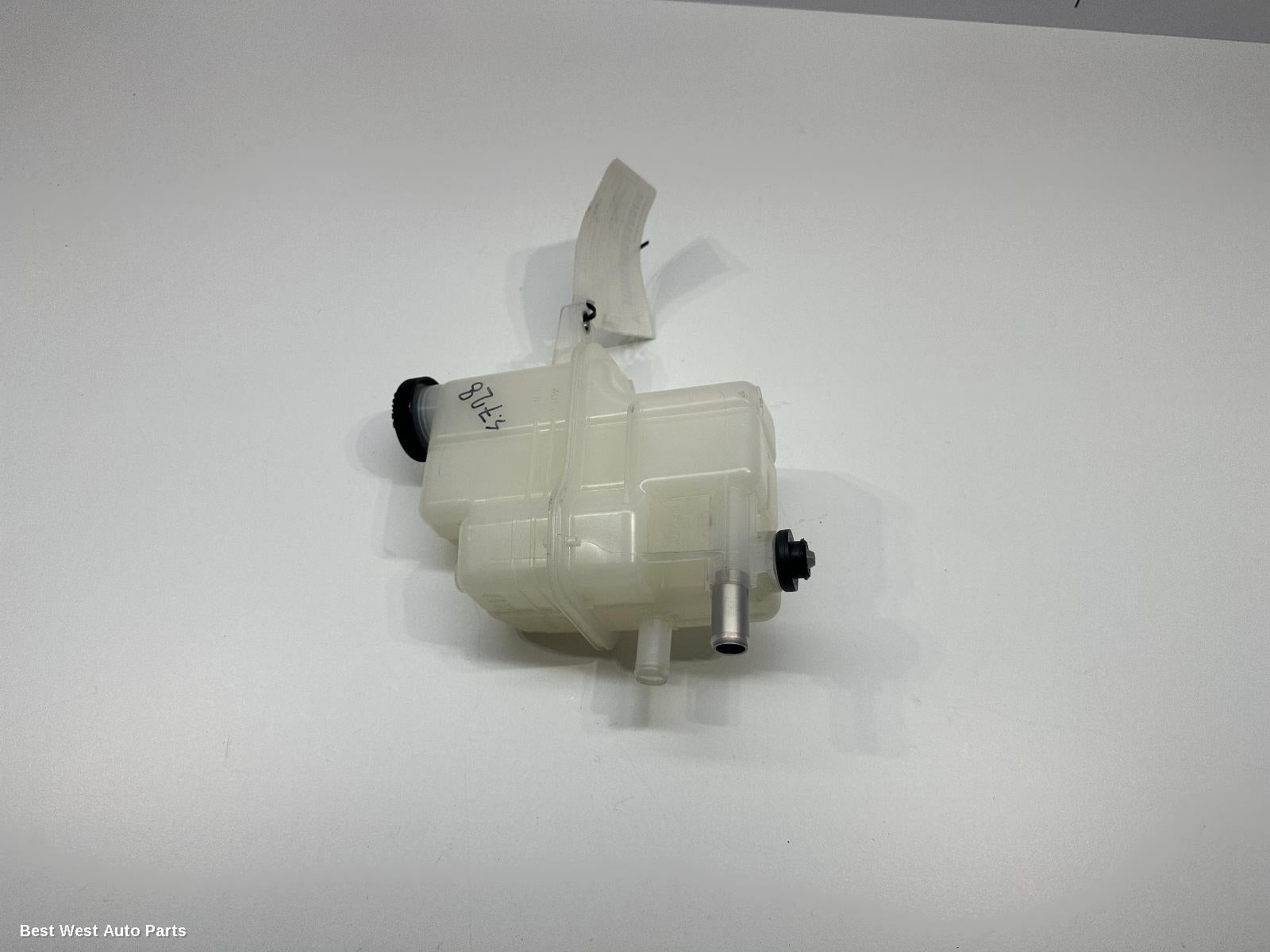 2021 TOYOTA CAMRY Overflow Bottle