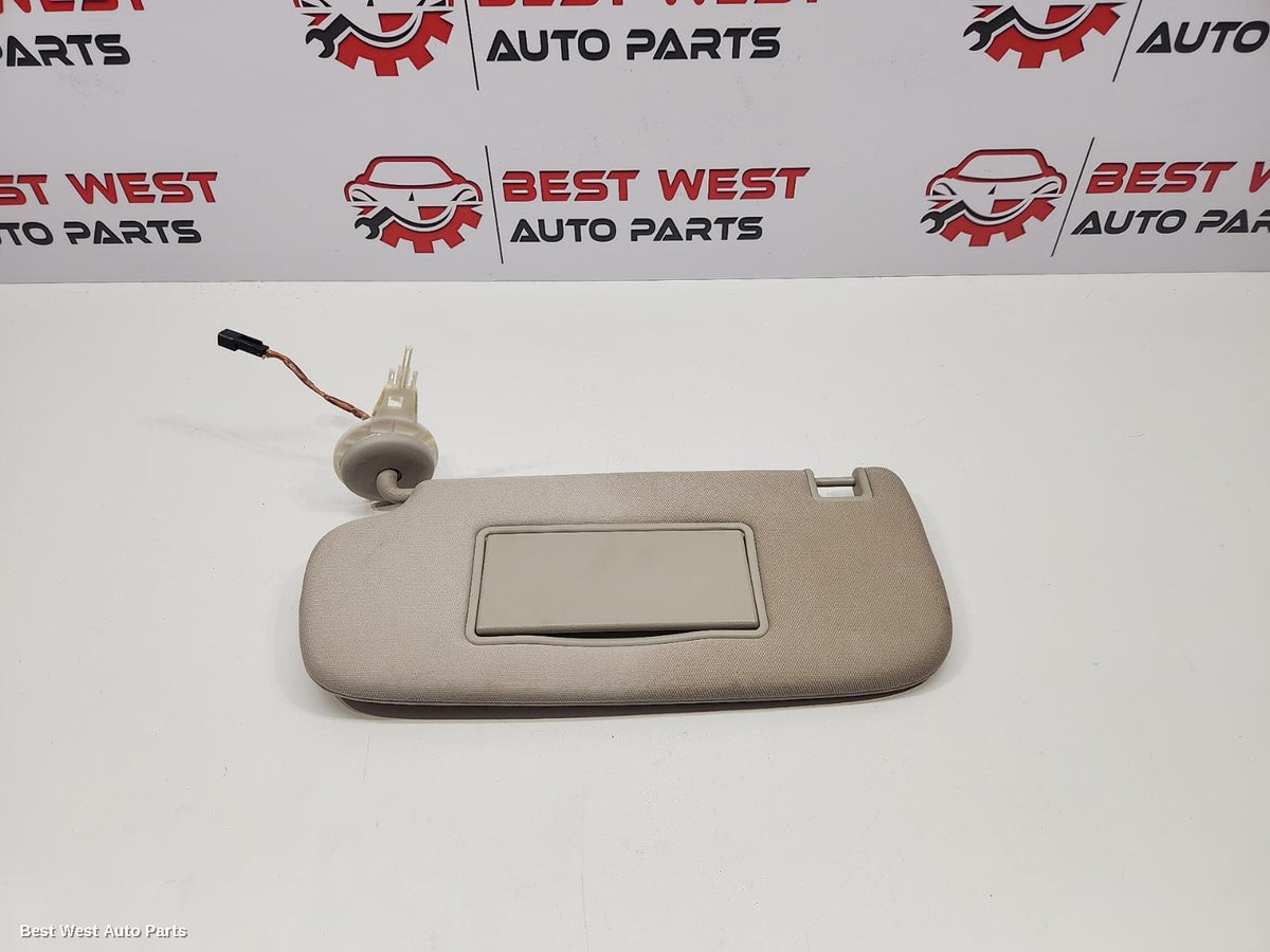 2011 JEEP GRANDCHEROKEE Sunvisor
