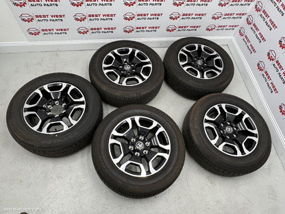 2024 TOYOTA HILUX Wheel Mag