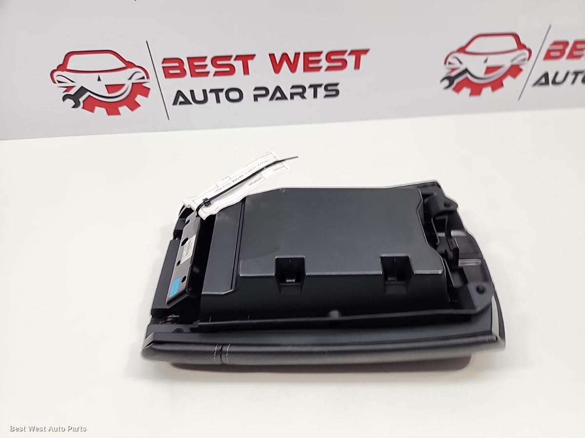 2019 NISSAN QASHQAI Console