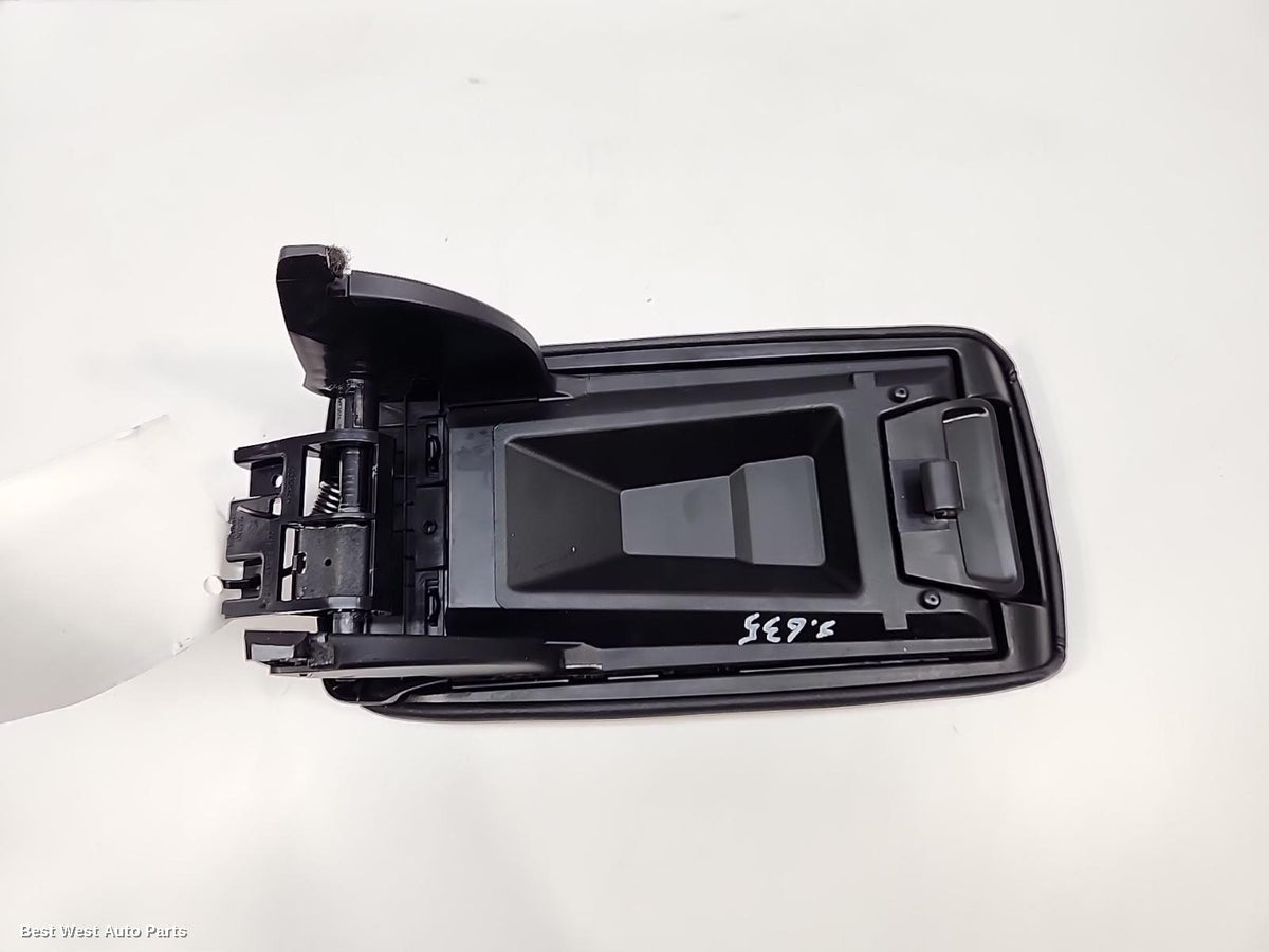 2023 SUZUKI VITARA Console