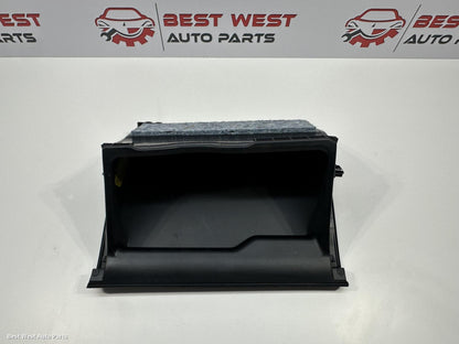 2024 TOYOTA HILUX Glove Box