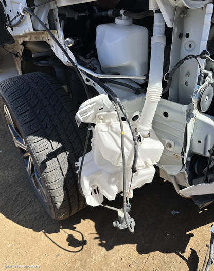 2018 MITSUBISHI ECLIPSE CROSS Left Front Hub Assembly