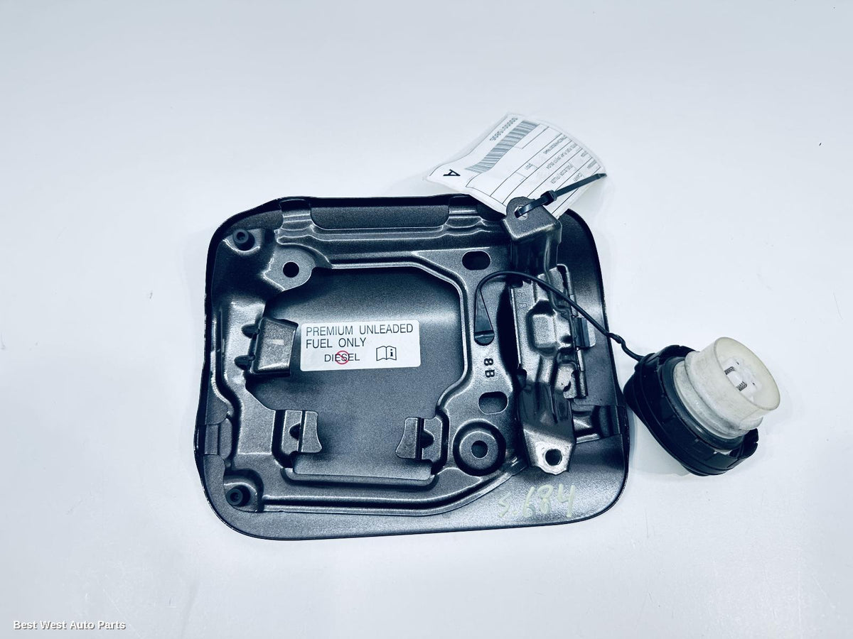2021 TOYOTA CAMRY Fuel Door / Filler