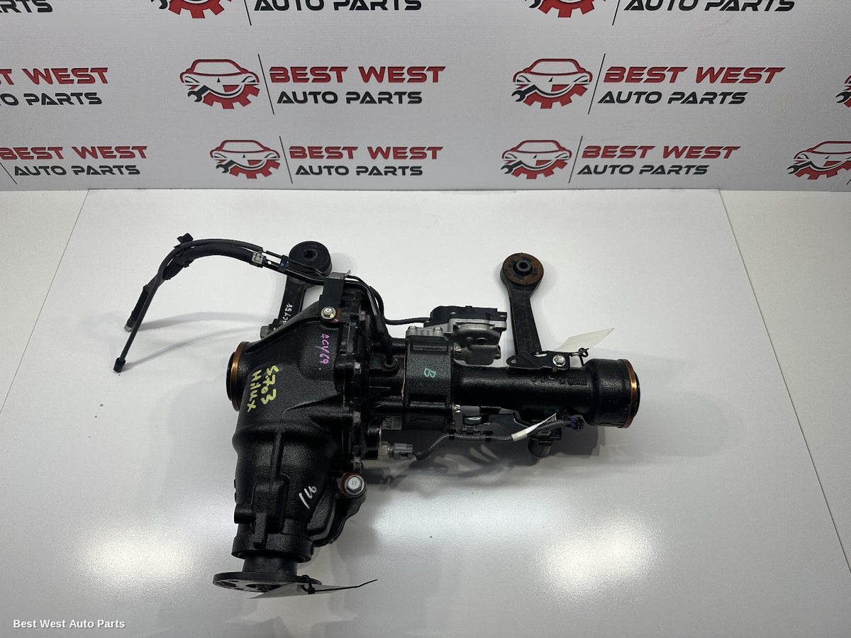 2024 TOYOTA HILUX Differential Centre