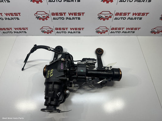 2024 TOYOTA HILUX Differential Centre