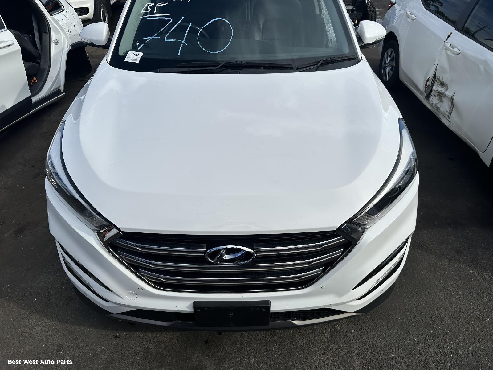 2015 HYUNDAI TUCSON Bonnet