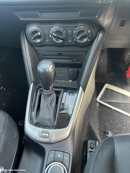 2016 MAZDA CX3 Heater/Ac Controls