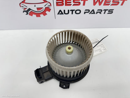 2018 TOYOTA HILUX Heater Fan Motor