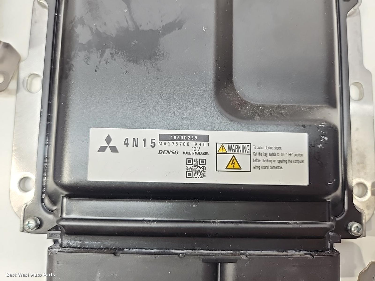 2019 MITSUBISHI PAJERO Ecu