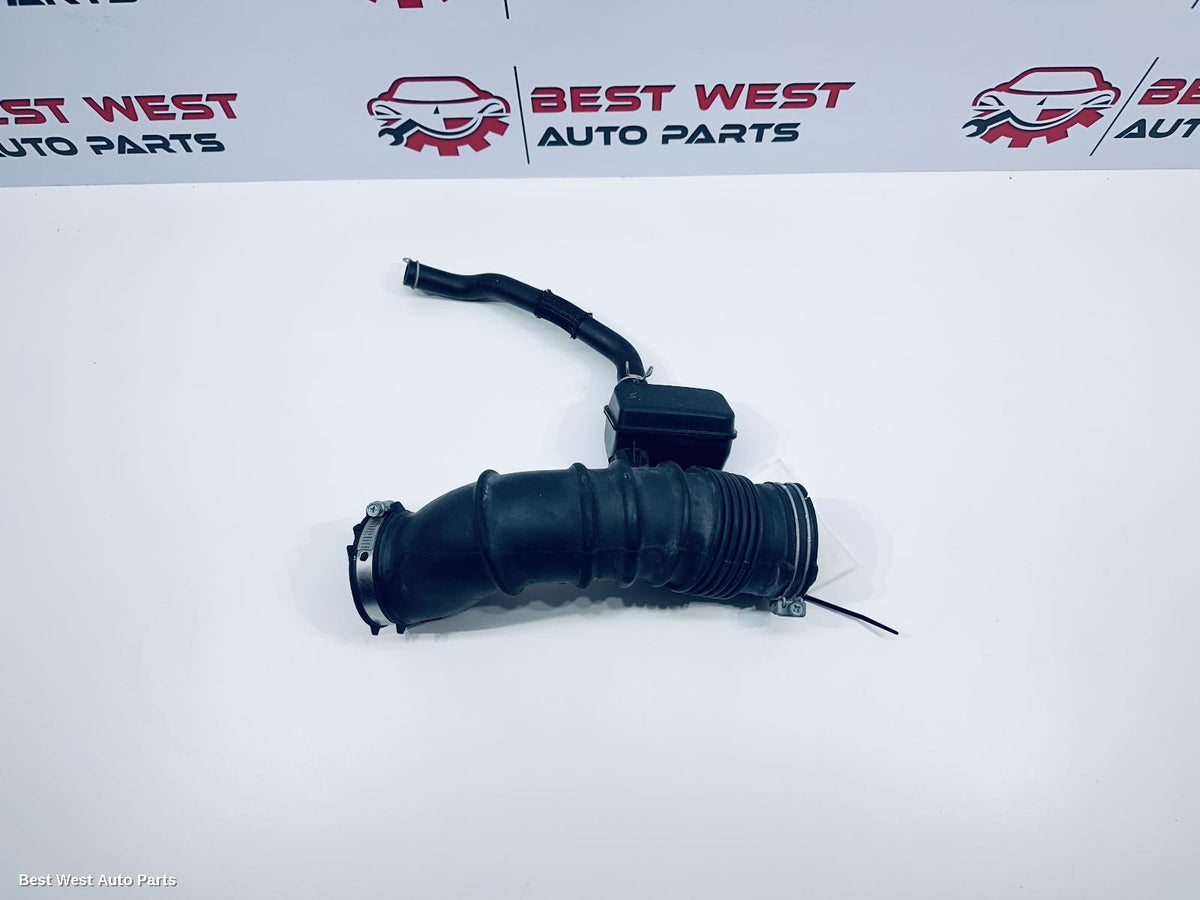2021 TOYOTA CAMRY Air Cleaner Duct/Hos