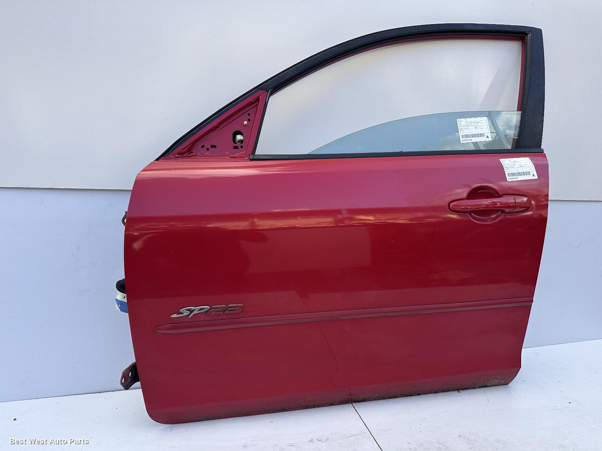 2006 MAZDA 3 Left Front Door