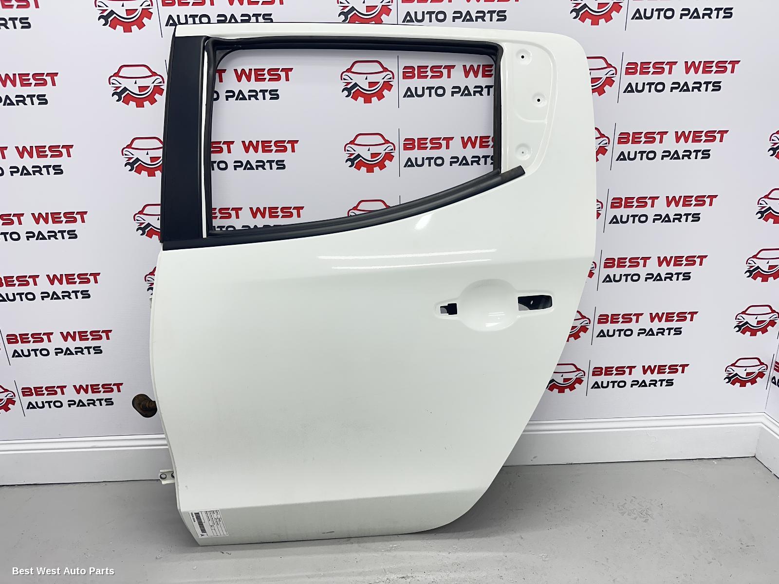 2021 MITSUBISHI TRITON Left Rear Door/Sliding
