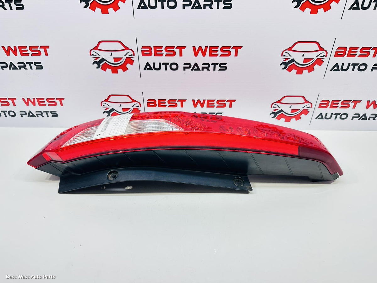 2013 NISSAN XTRAIL Left Taillight