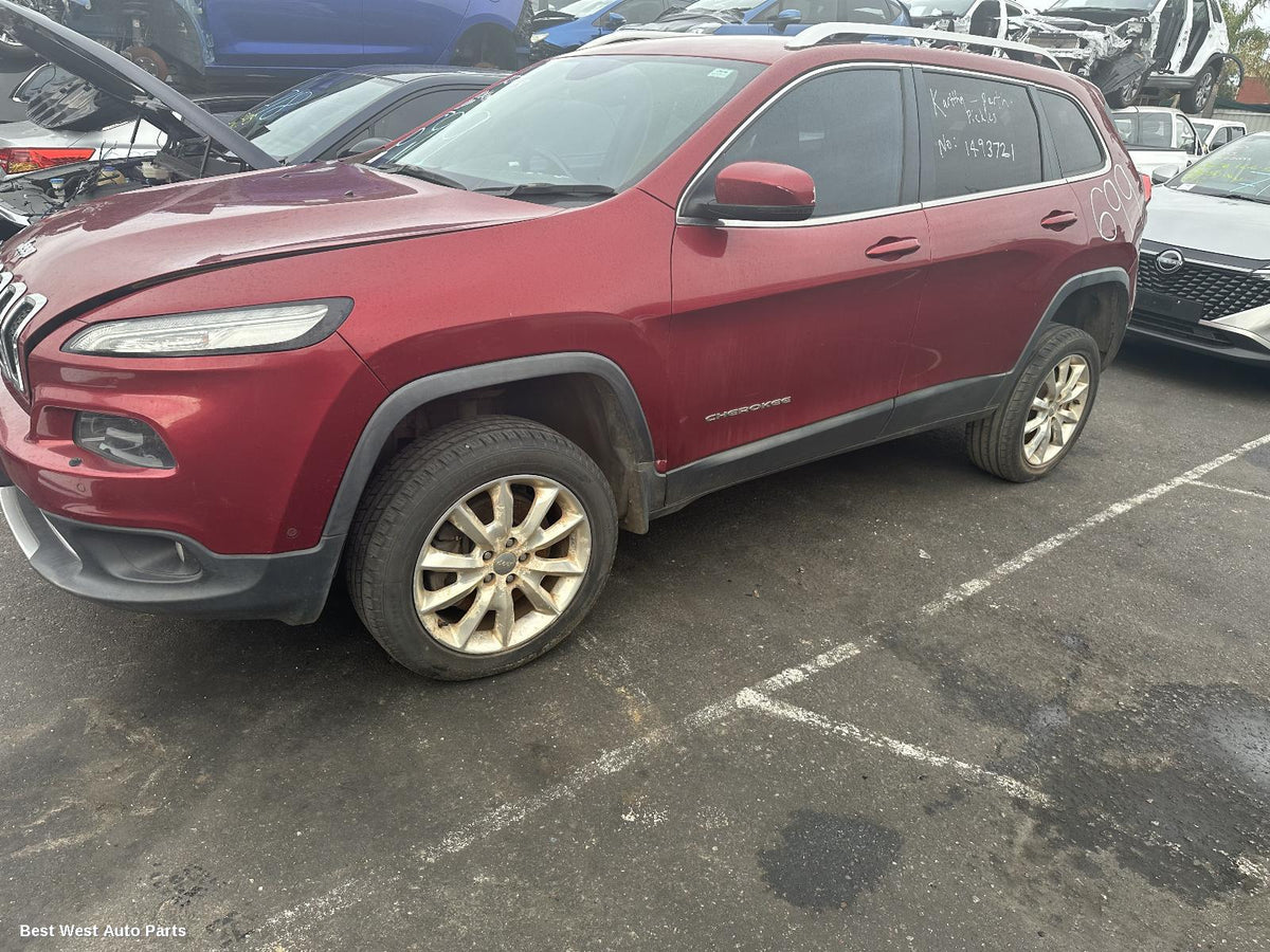 2015 JEEP CHEROKEE Front Seat