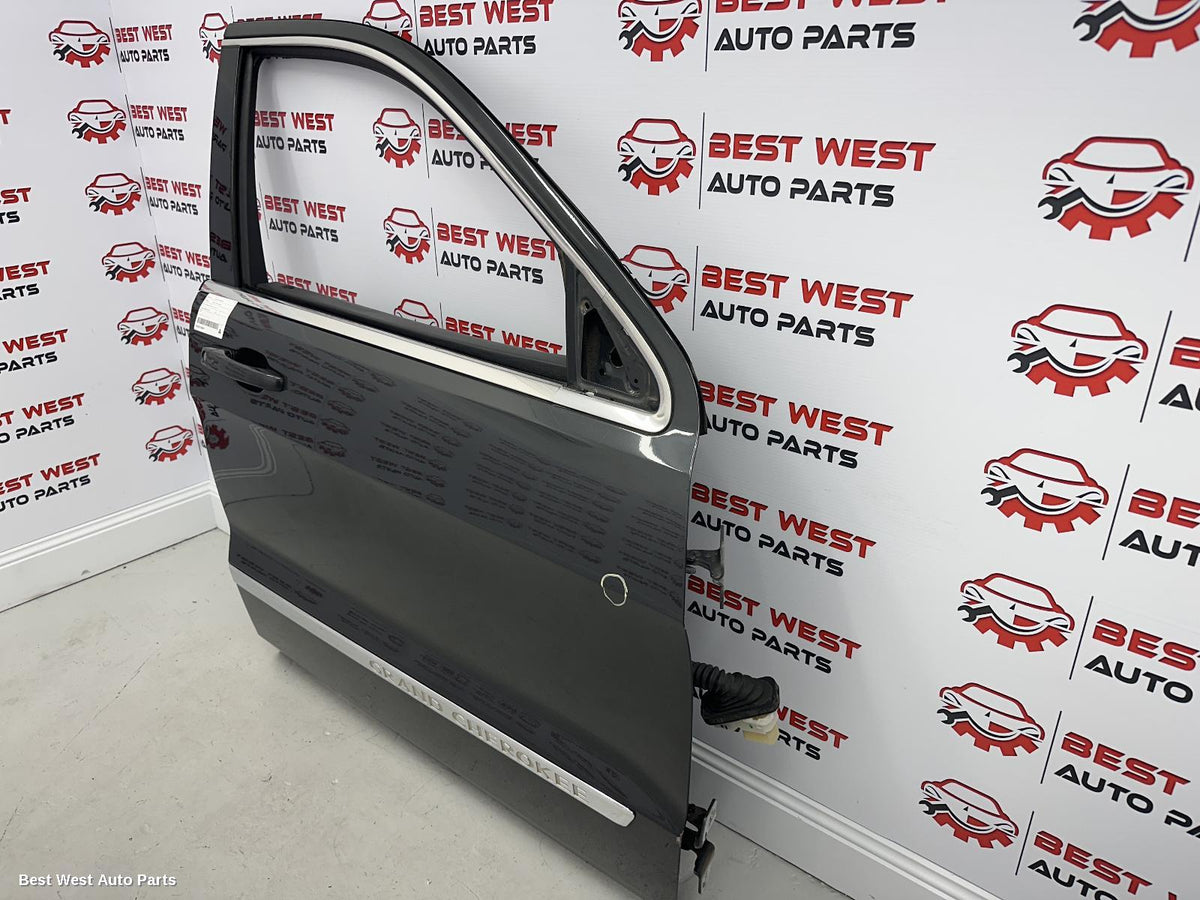 2011 JEEP GRANDCHEROKEE Right Front Door