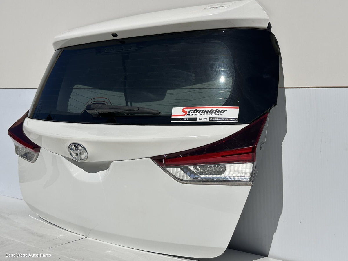 2018 TOYOTA COROLLA Bootlid/Tailgate