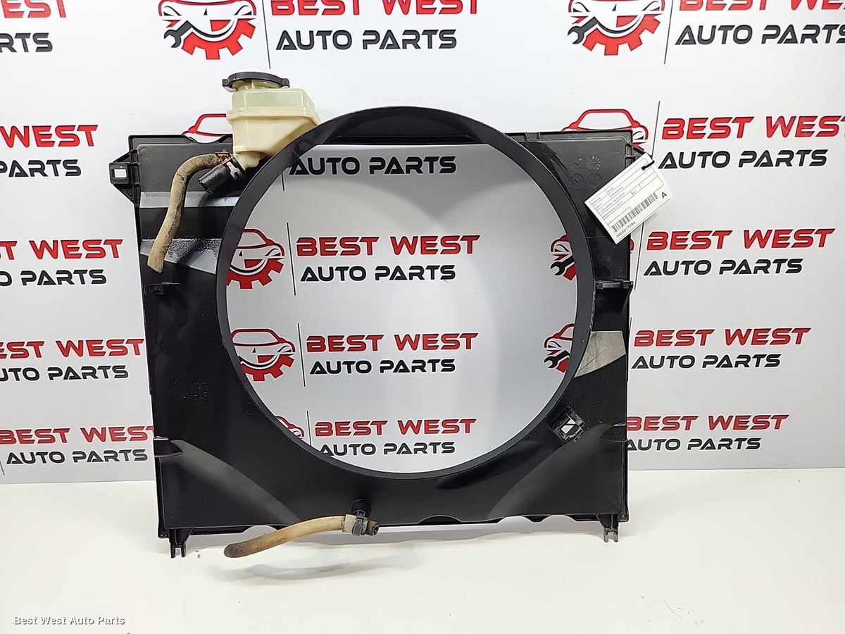 2017 TOYOTA HILUX Fan Shroud