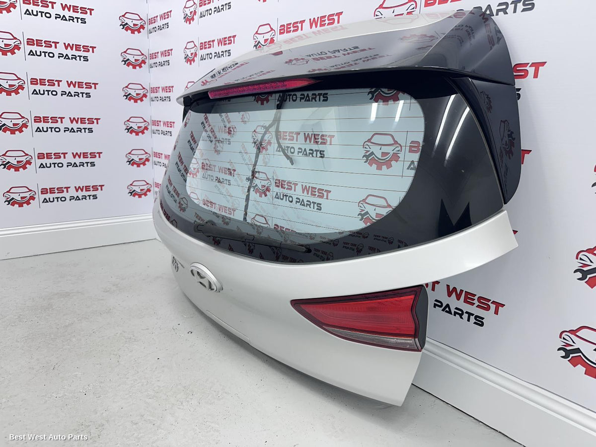 2018 HYUNDAI I30 Bootlid/Tailgate
