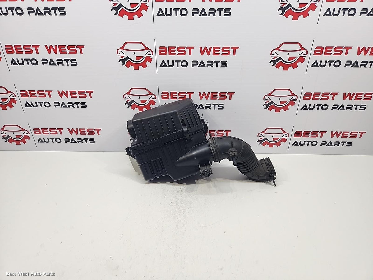 2014 HYUNDAI ACCENT Air Cleaner/Box