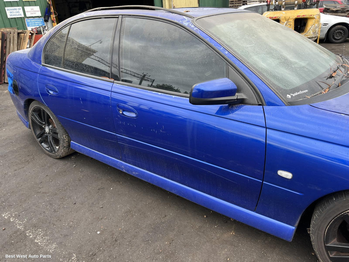 2004 HOLDEN COMMODORE Left Headlamp