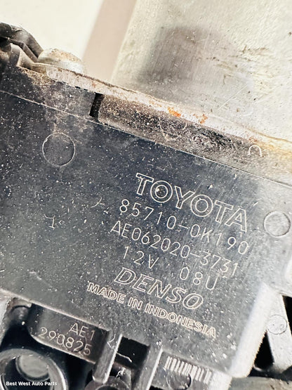 2018 TOYOTA HILUX Right Front Window Reg/Motor