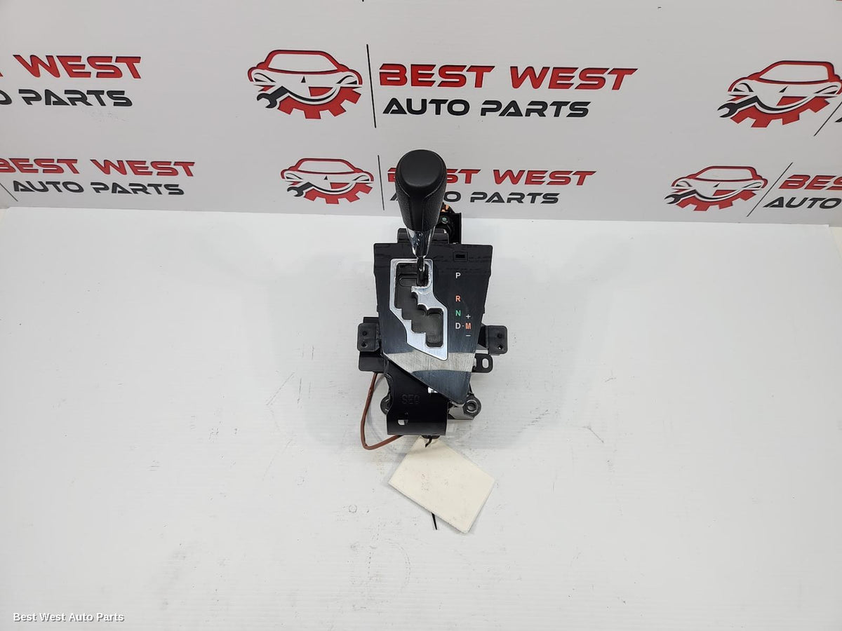 2017 TOYOTA COROLLA Gear Stick/Shifter