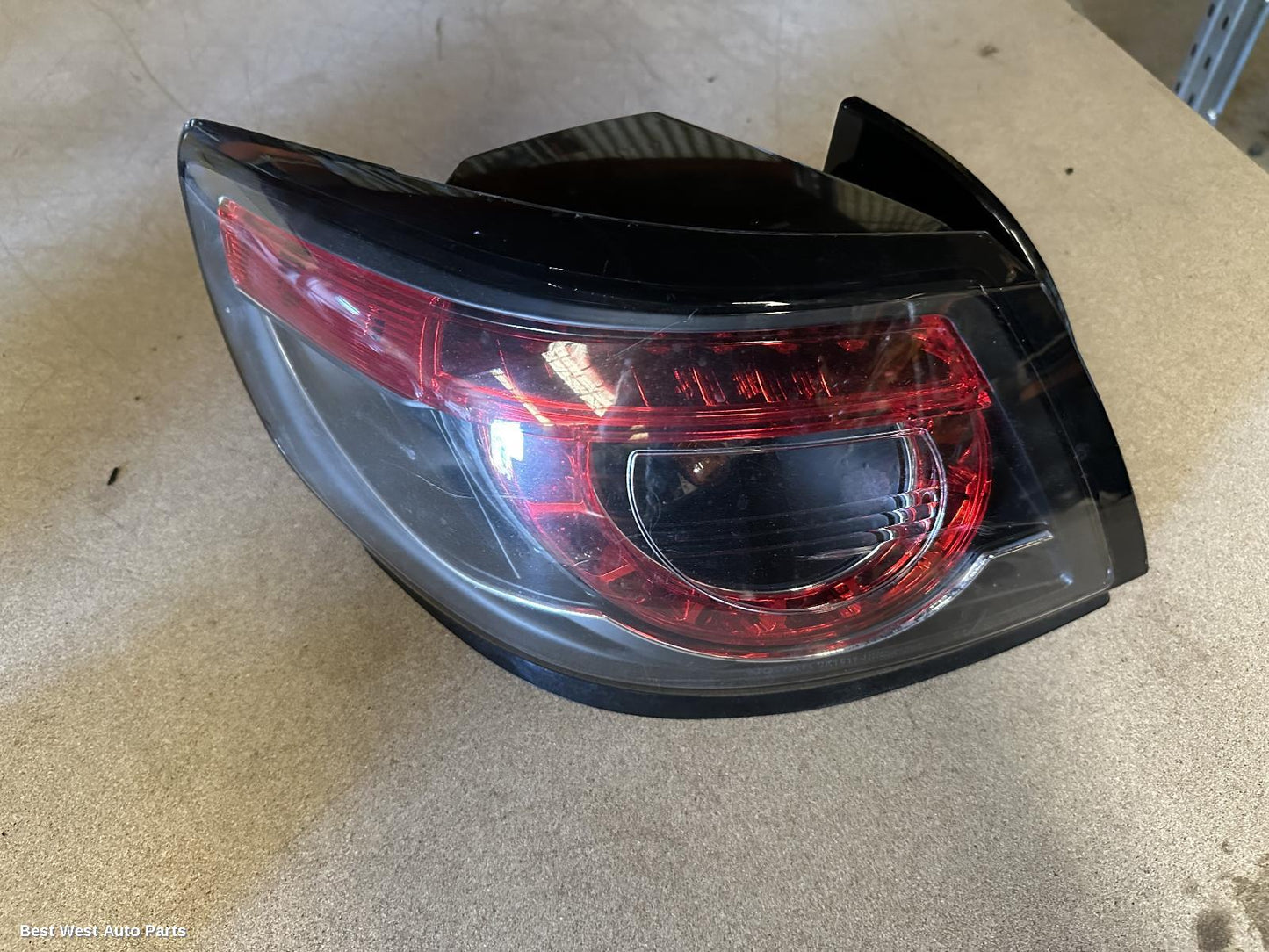 2013 HOLDEN COMMODORE Left Taillight