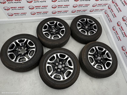 2024 TOYOTA HILUX Wheel Mag