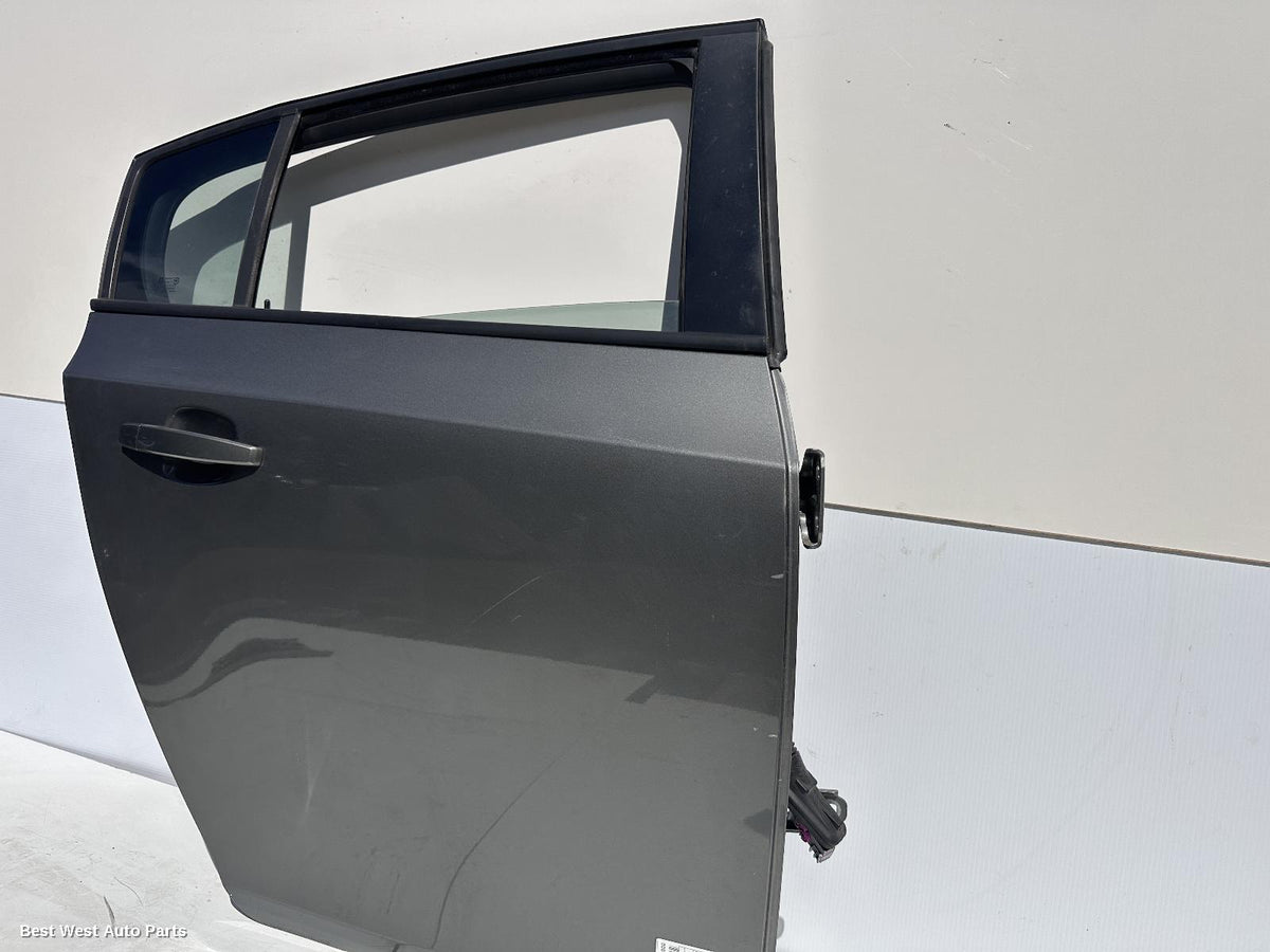 2013 HOLDEN CRUZE RIGHT_REAR_DOOR_SLIDING