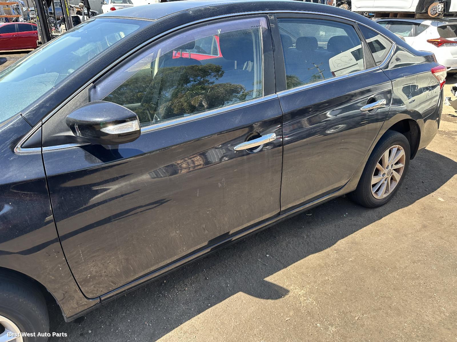 2013 NISSAN PULSAR Right Headlamp