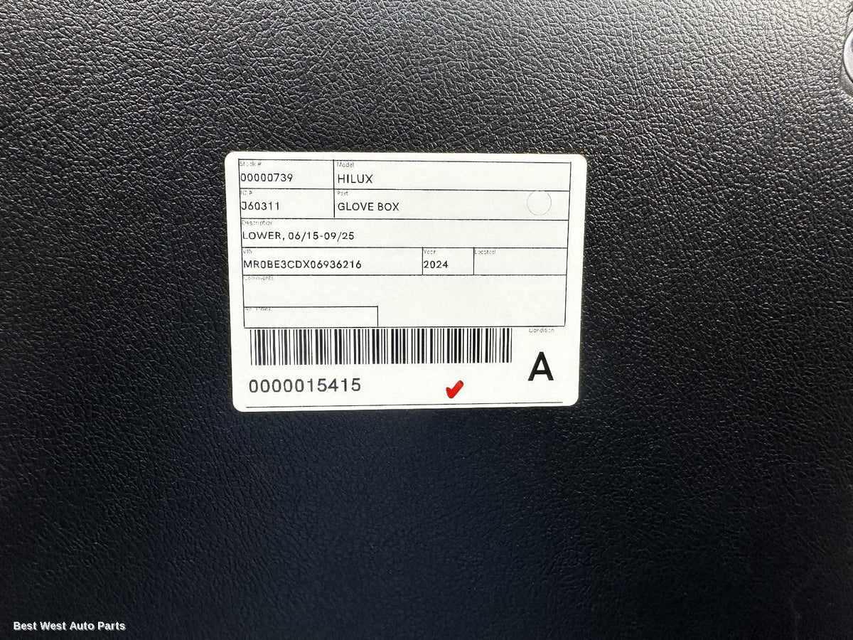 2024 TOYOTA HILUX Glove Box