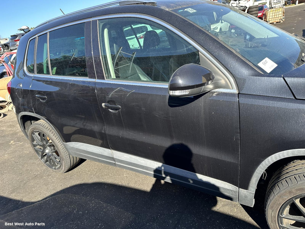 2010 VOLKSWAGEN TIGUAN Radiator Support