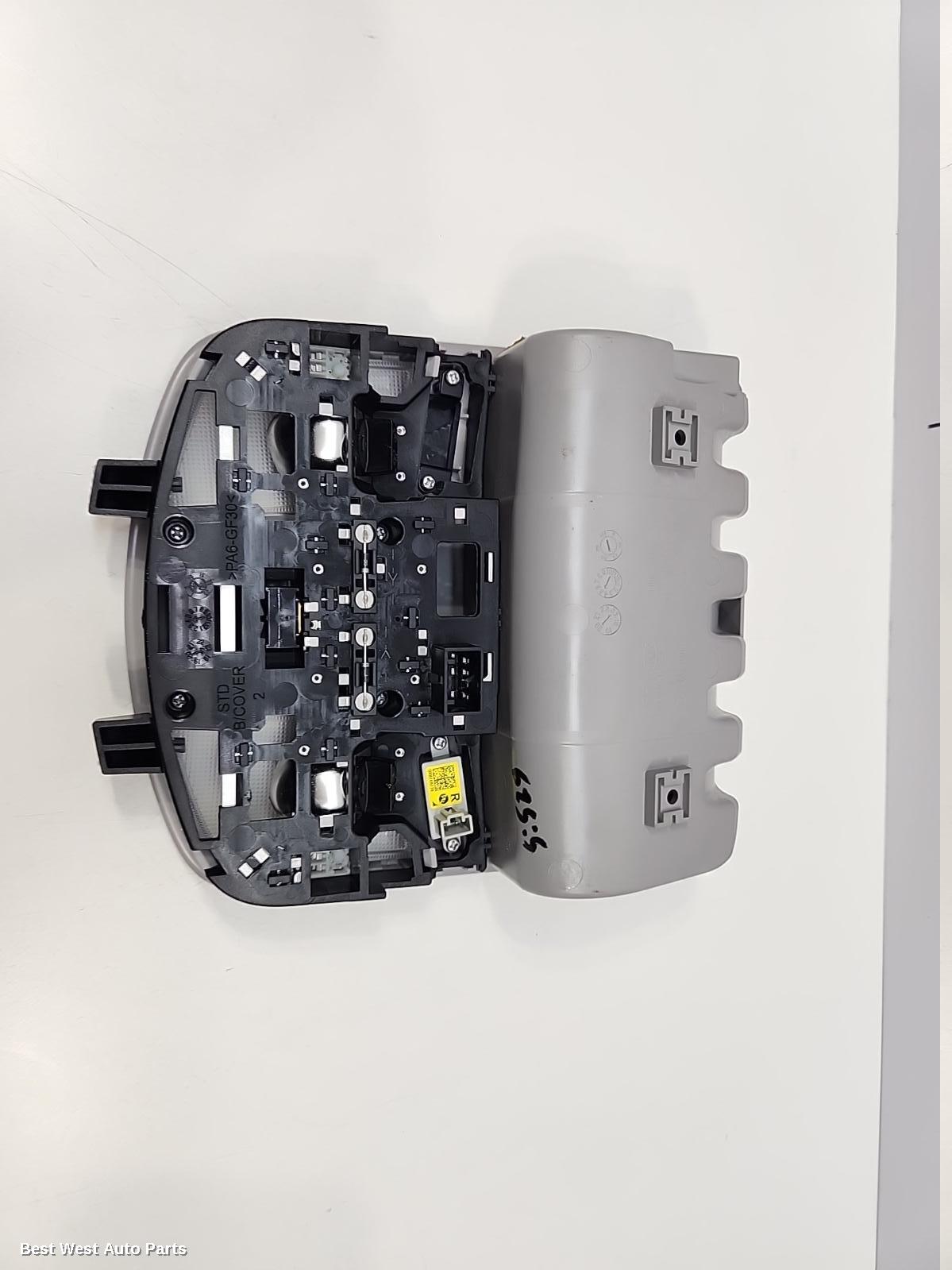 2023 HYUNDAI I30 Courtesy Light
