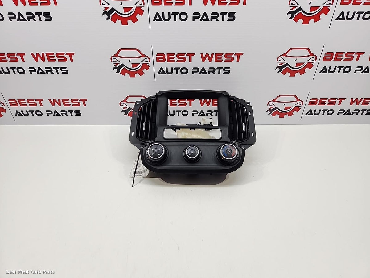 2017 HOLDEN COLORADO Heater/Ac Controls