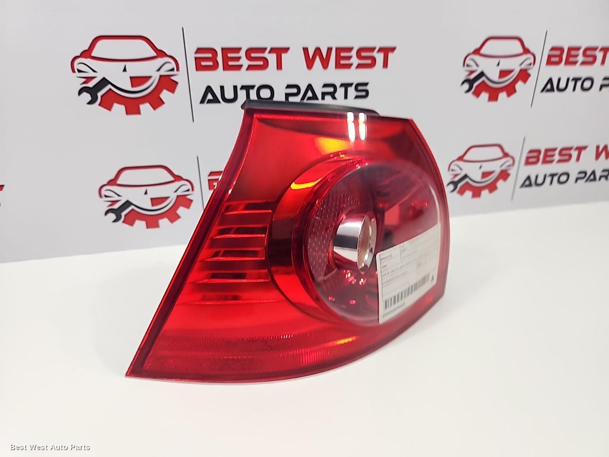 2008 VOLKSWAGEN GOLF Left Taillight