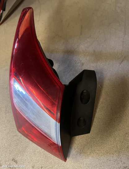 2014 HYUNDAI I30 Left Taillight