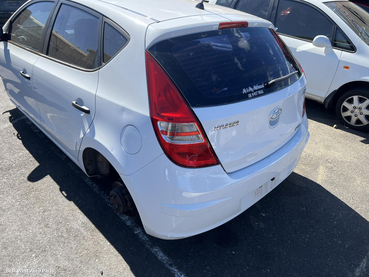 2011 HYUNDAI I30 Right Door Mirror