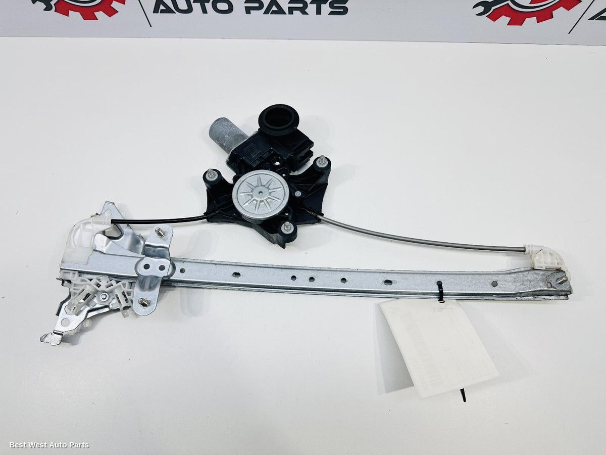 2021 TOYOTA COROLLA Left Rear Wnd Reg/Motor