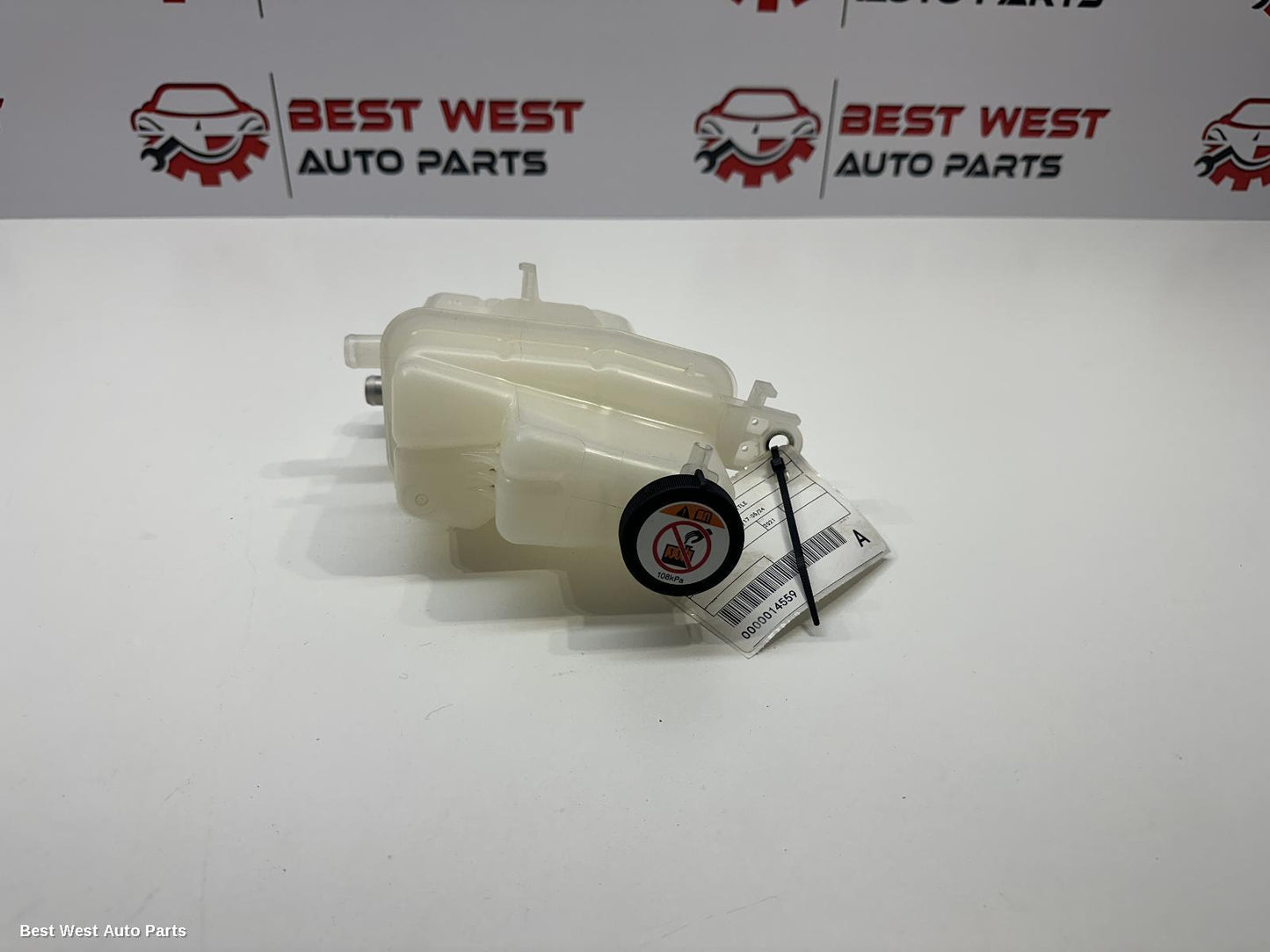 2021 TOYOTA CAMRY Overflow Bottle